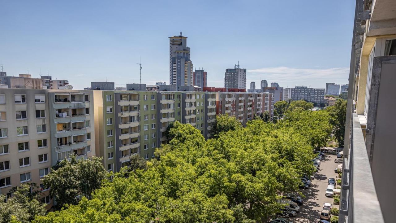 2 Room Apartment With Terrace, New Building, Jegeho Bratislava Eksteriør billede
