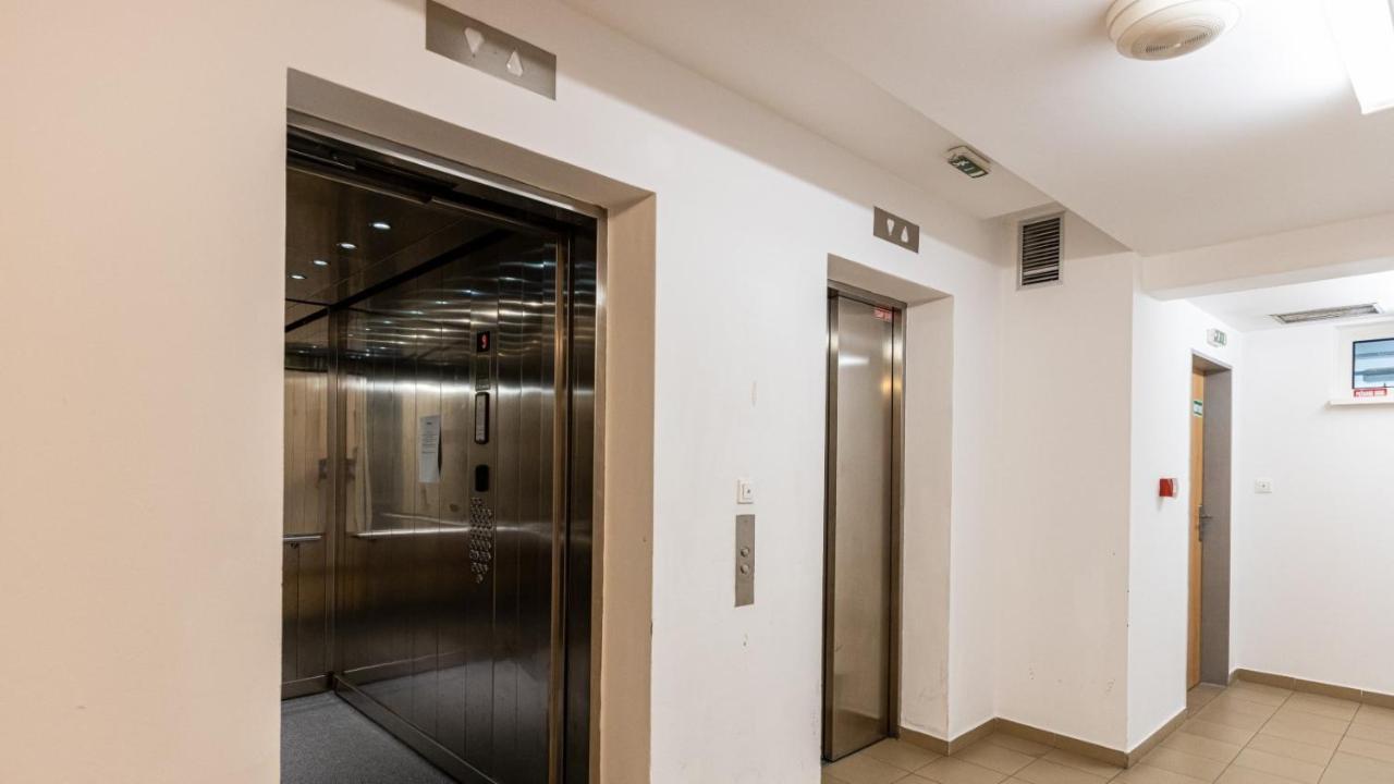 2 Room Apartment With Terrace, New Building, Jegeho Bratislava Eksteriør billede